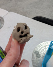 Load image into Gallery viewer, Clay Handbuilding Workshops