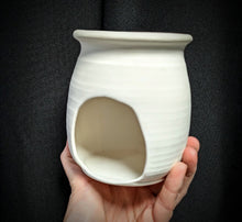 Load image into Gallery viewer, Oil Melt Pot Bisqueware
