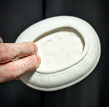 Load image into Gallery viewer, Owl Soap Dish
